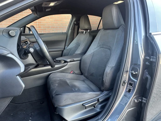 Lexus UX - Afbeelding 12 van 30