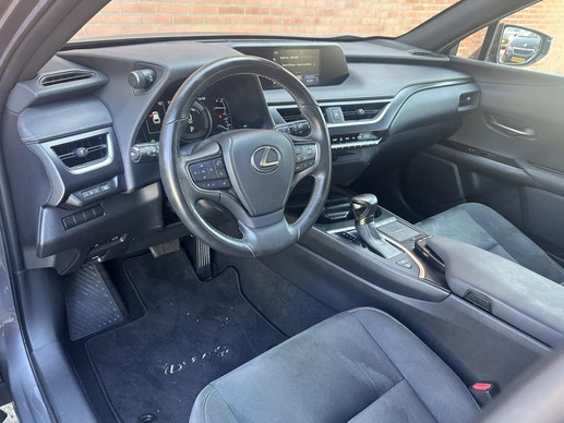 Lexus UX - Afbeelding 16 van 30