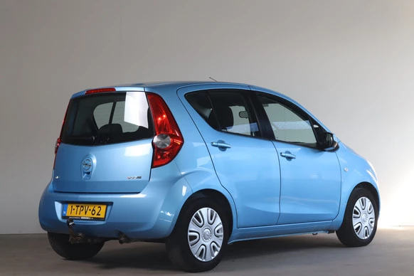 Opel Agila - Afbeelding 2 van 24