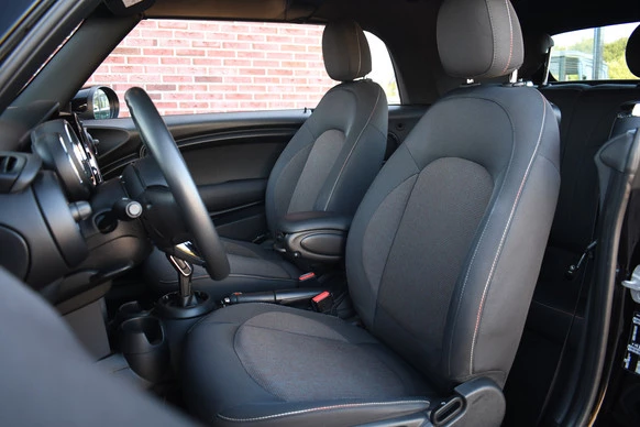 MINI Cooper Cabrio - Afbeelding 4 van 30