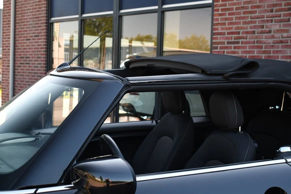 MINI Cooper Cabrio - Afbeelding 15 van 30