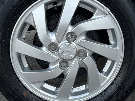Mitsubishi Space Star - Afbeelding 30 van 30