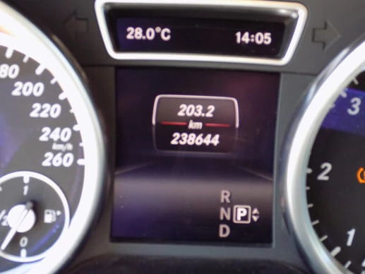 Mercedes-Benz M-Klasse - Afbeelding 9 van 14