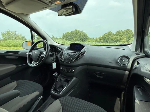 Ford Tourneo Courier - Afbeelding 17 van 30