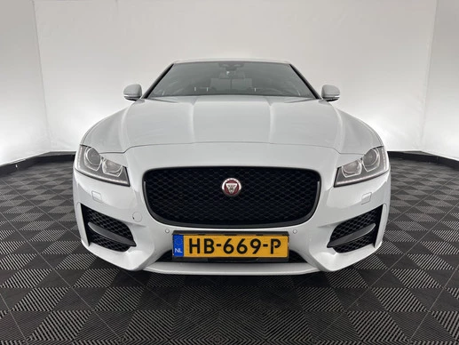Jaguar XF - Afbeelding 2 van 29