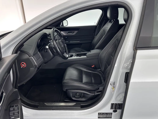 Jaguar XF - Afbeelding 8 van 29