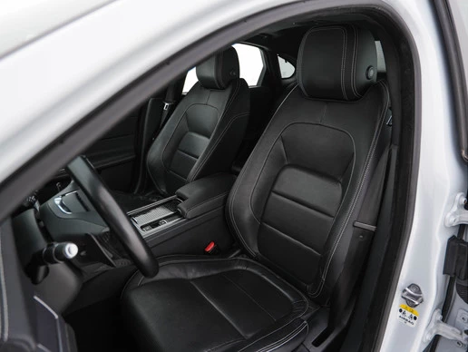 Jaguar XF - Afbeelding 23 van 30