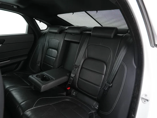 Jaguar XF - Afbeelding 25 van 30