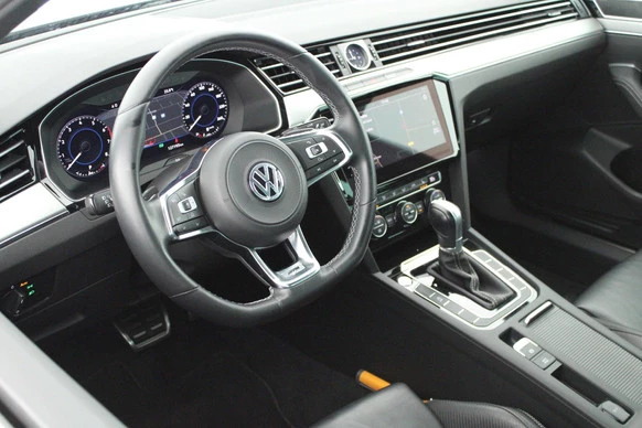 Volkswagen Passat - Afbeelding 3 van 30