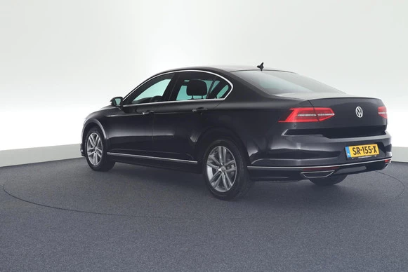 Volkswagen Passat - Afbeelding 7 van 30