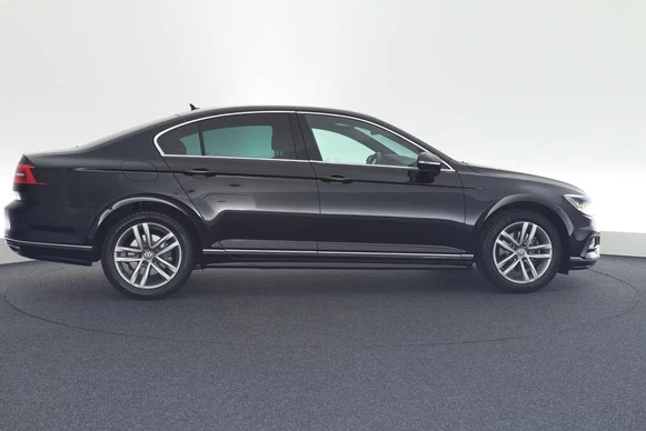 Volkswagen Passat - Afbeelding 9 van 30