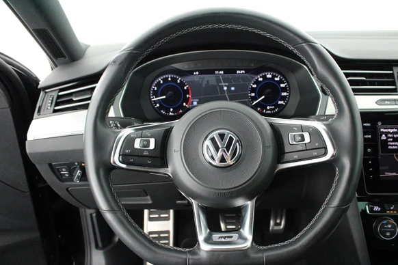 Volkswagen Passat - Afbeelding 17 van 30