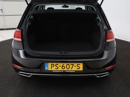 Volkswagen Golf - Afbeelding 11 van 30