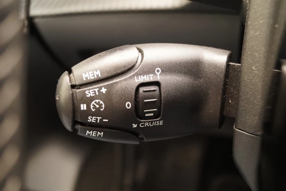 Peugeot e-208 - Afbeelding 19 van 23