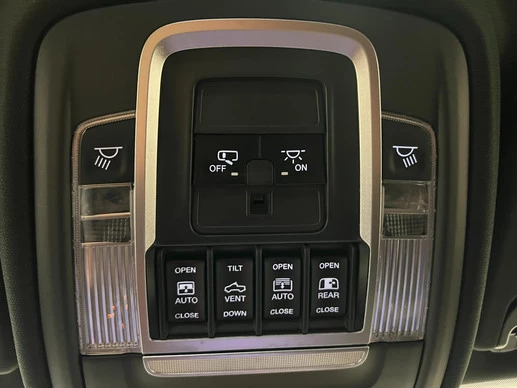 Dodge Ram 1500 - Afbeelding 22 van 28