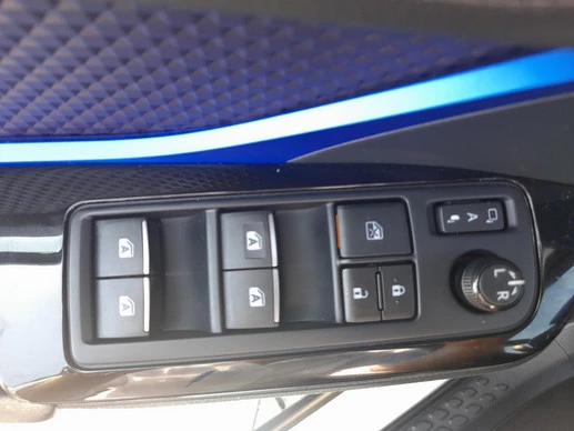 Toyota C-HR - Afbeelding 23 van 30