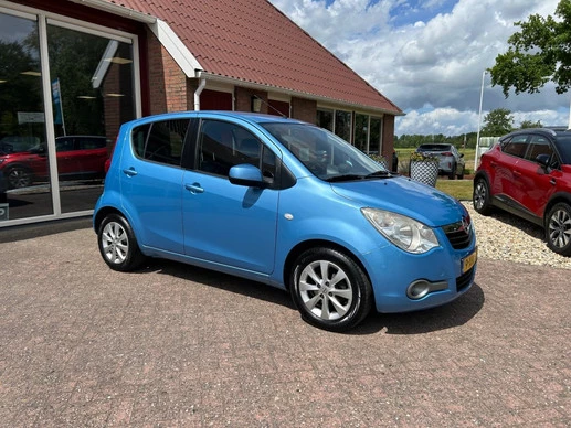 Opel Agila - Afbeelding 1 van 30