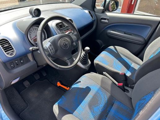 Opel Agila - Afbeelding 23 van 30