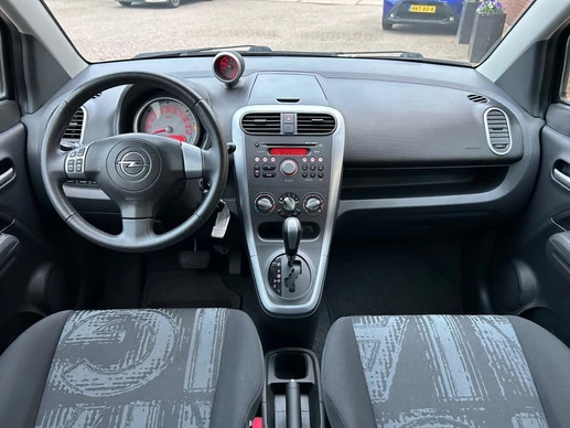Opel Agila - Afbeelding 13 van 30