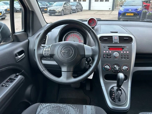 Opel Agila - Afbeelding 14 van 30
