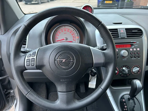 Opel Agila - Afbeelding 24 van 30