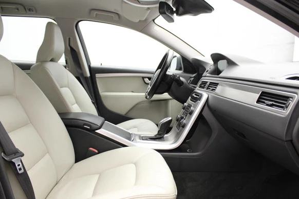 Volvo V70 - Afbeelding 4 van 26