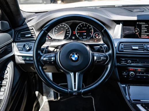 BMW M5 - Afbeelding 9 van 30