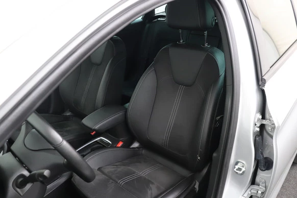 Opel Astra - Afbeelding 9 van 30