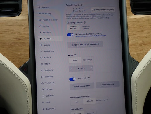 Tesla Model S - Afbeelding 16 van 30