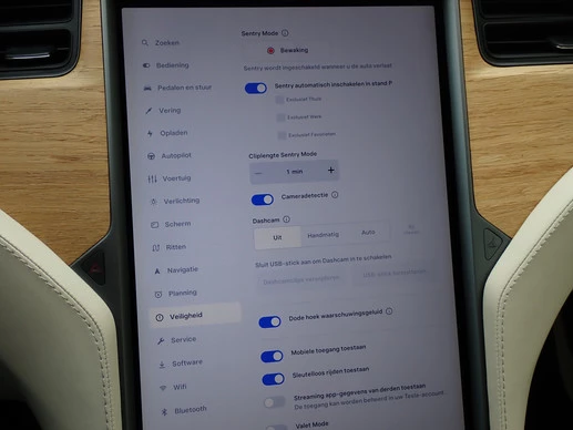 Tesla Model S - Afbeelding 26 van 30