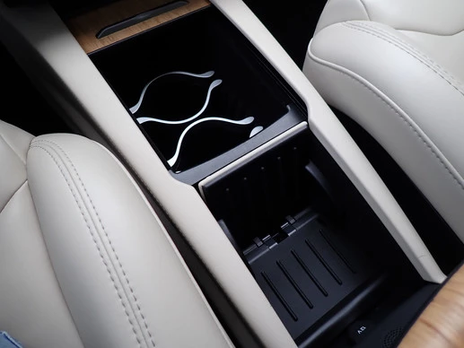 Tesla Model S - Afbeelding 28 van 30