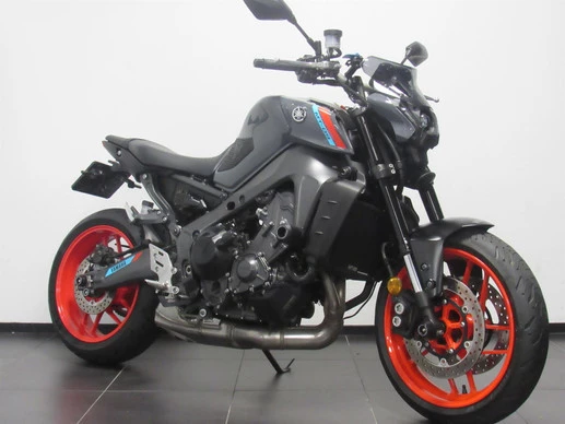 Yamaha MT 09 - Afbeelding 2 van 7