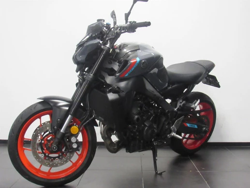 Yamaha MT 09 - Afbeelding 3 van 7