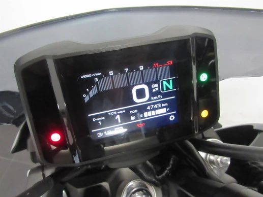 Yamaha MT 09 - Afbeelding 7 van 7