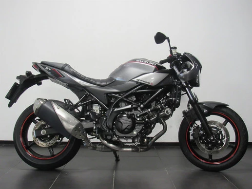 Suzuki SV650 - Afbeelding 1 van 7