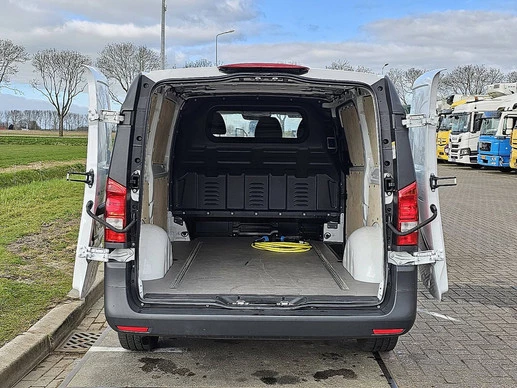 Mercedes-Benz eVito - Afbeelding 15 van 22