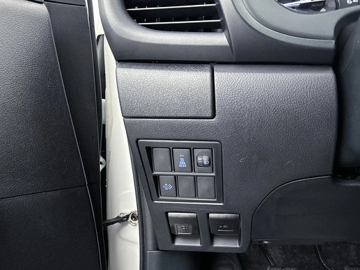 Toyota Hilux - Afbeelding 24 van 30