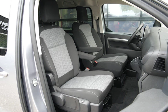 Opel Zafira - Afbeelding 2 van 30