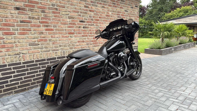 Harley-Davidson Street Glide - Afbeelding 7 van 15