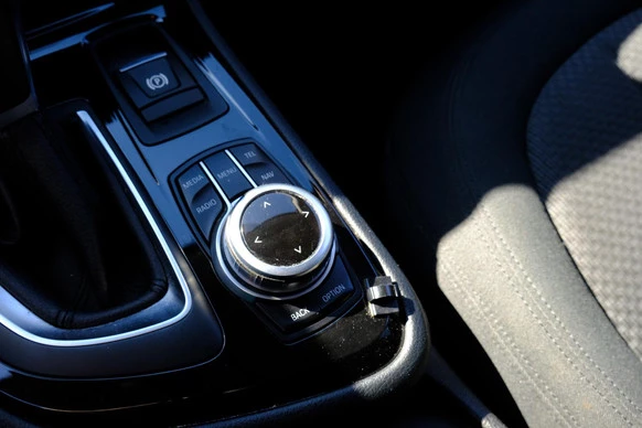 BMW 2 Serie - Afbeelding 18 van 30