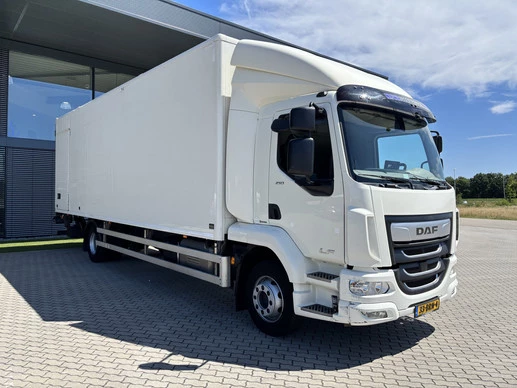 DAF LF 210 4x2 Camera 360 graden + Volledig sluitende klep - Afbeelding 2 van 30
