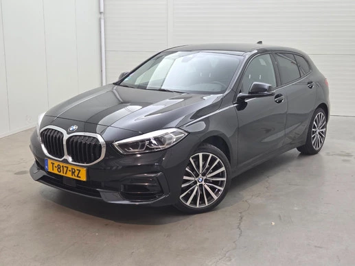 BMW 1 Serie - Afbeelding 1 van 19