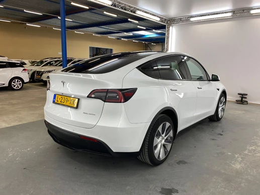 Tesla Model Y - Afbeelding 5 van 13