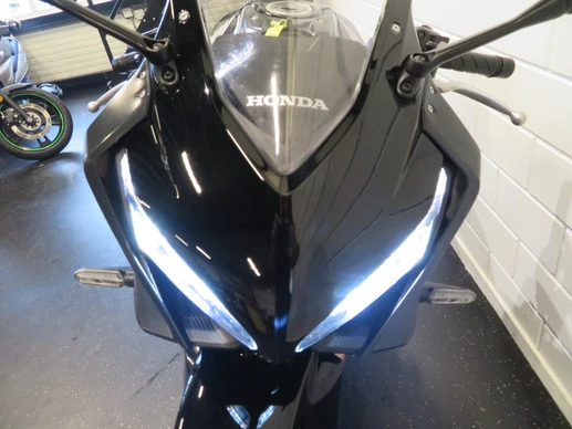 Honda CBR 650 - Afbeelding 14 van 14