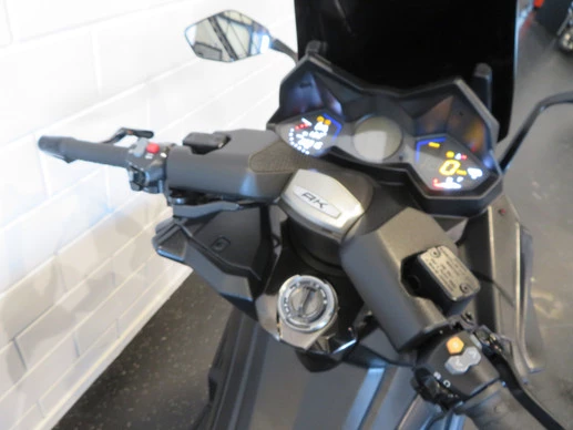 Kymco AK 550 - Afbeelding 5 van 14