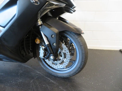 Kymco AK 550 - Afbeelding 7 van 14