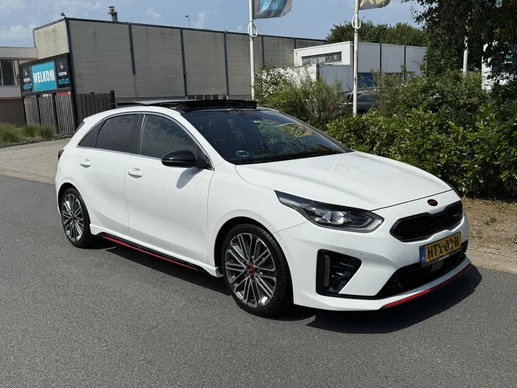 Kia Ceed - Afbeelding 8 van 30