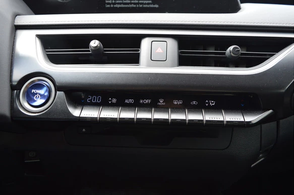 Lexus UX - Afbeelding 4 van 30