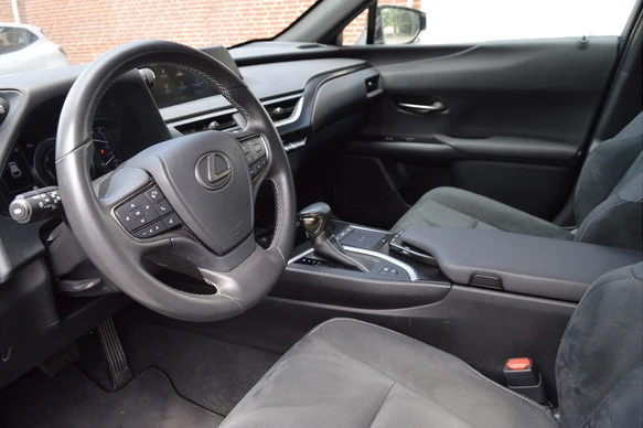 Lexus UX - Afbeelding 11 van 30