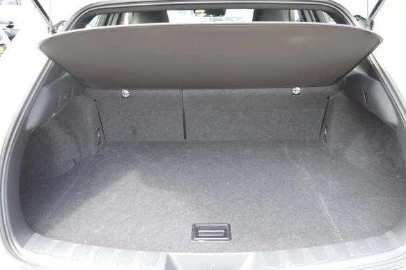 Lexus UX - Afbeelding 13 van 30
